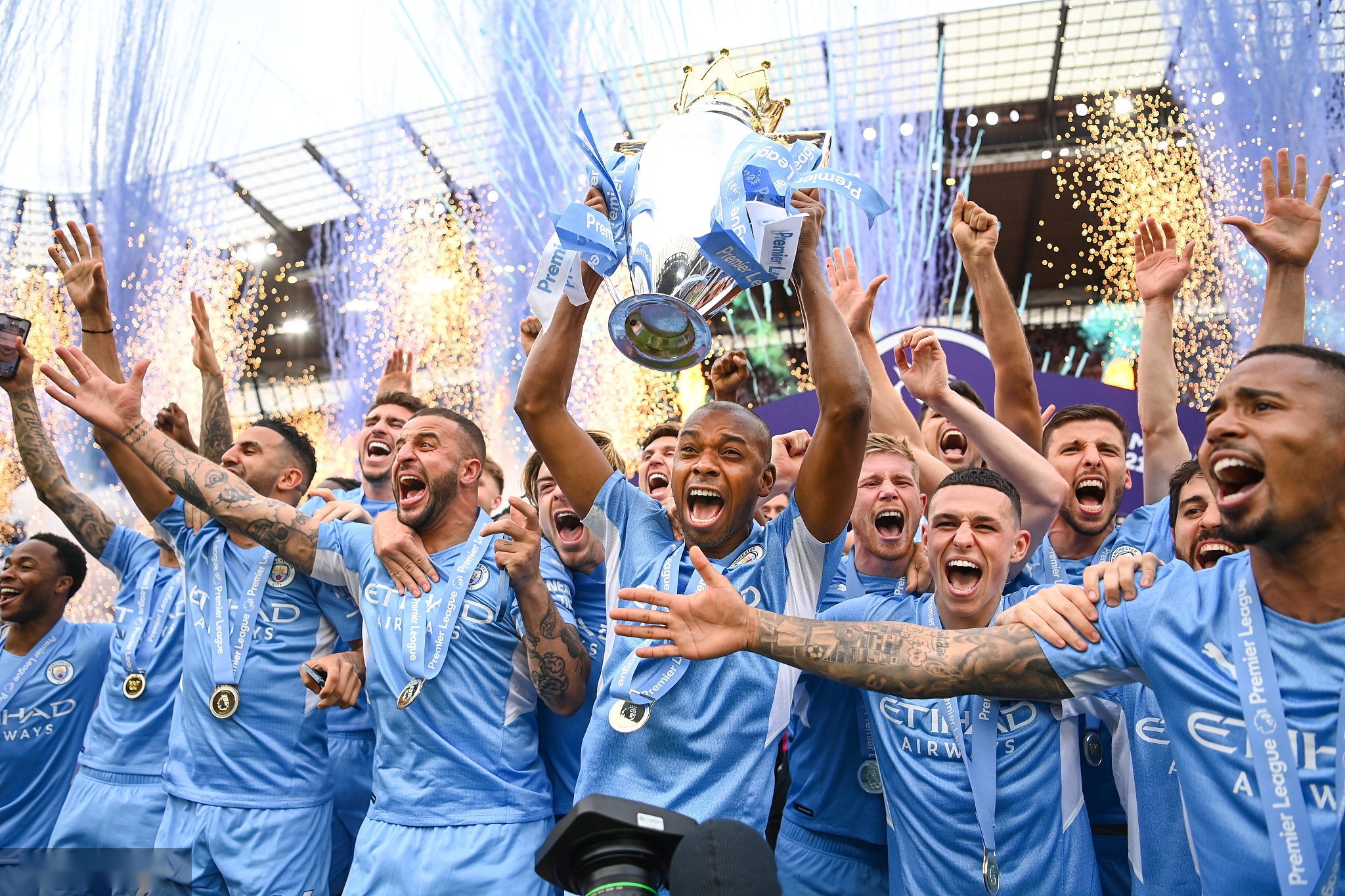 以在更高层 以在更高层